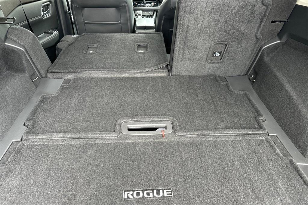 used 2022 Nissan Rogue car, priced at $29,888