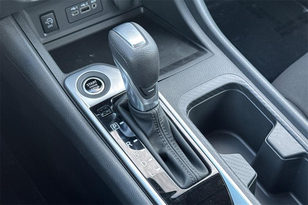 new 2025 Nissan Sentra car, priced at $24,335