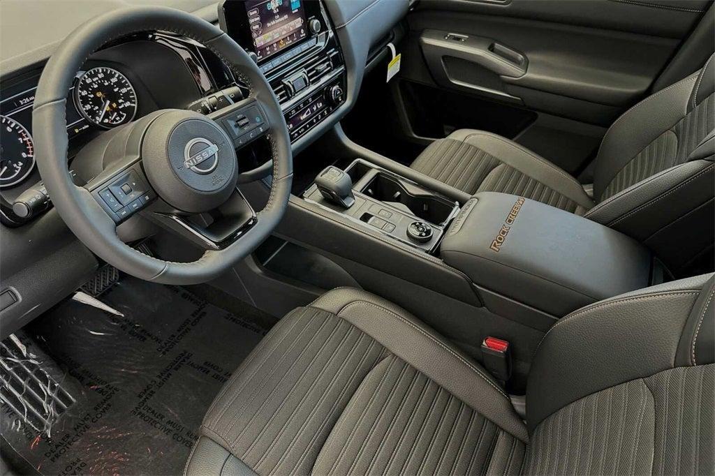 new 2024 Nissan Pathfinder car, priced at $45,375