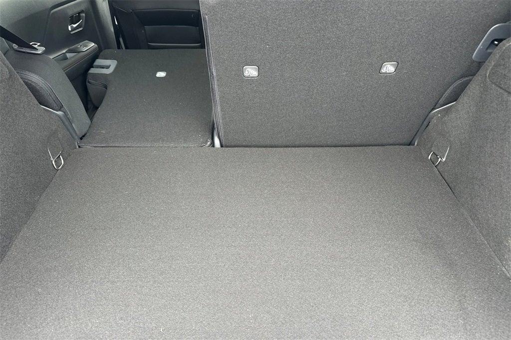 new 2025 Nissan Kicks car, priced at $32,010