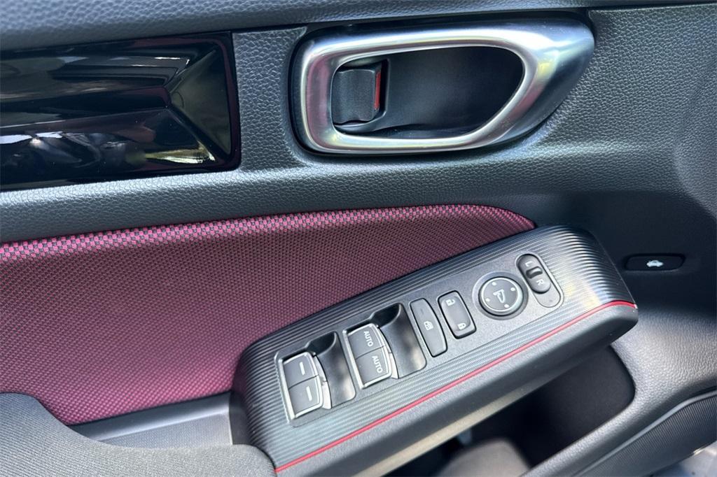 used 2025 Honda Civic Si car, priced at $35,999