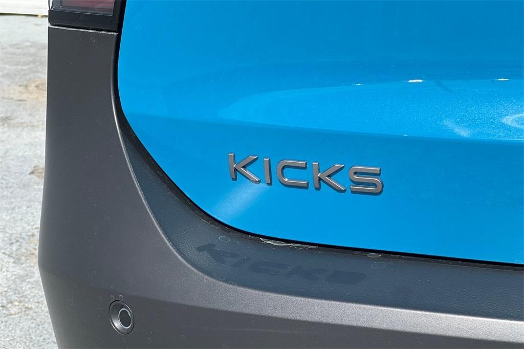 new 2025 Nissan Kicks car, priced at $29,285