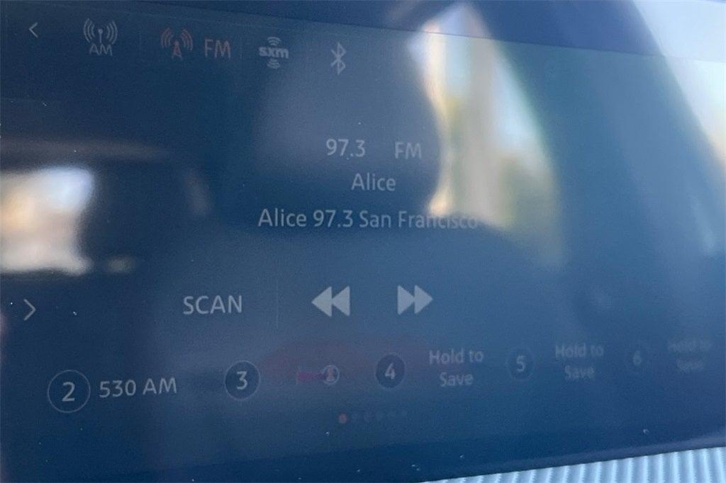 new 2025 Nissan Kicks car, priced at $29,285