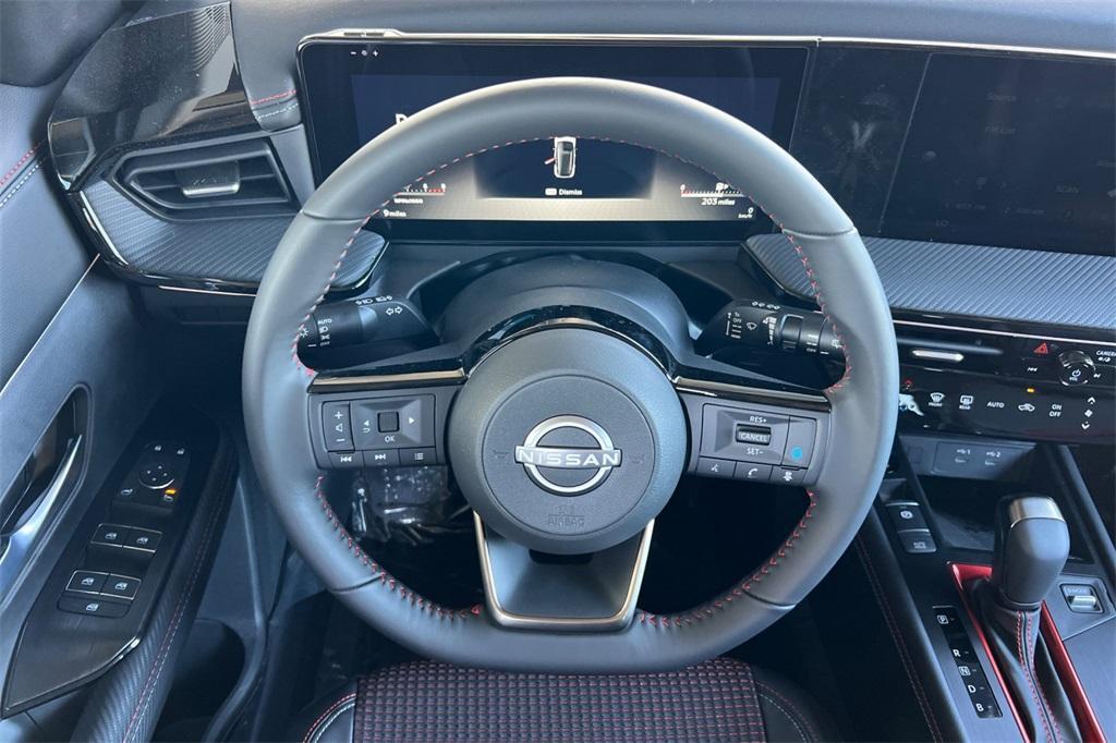 new 2025 Nissan Kicks car, priced at $29,285