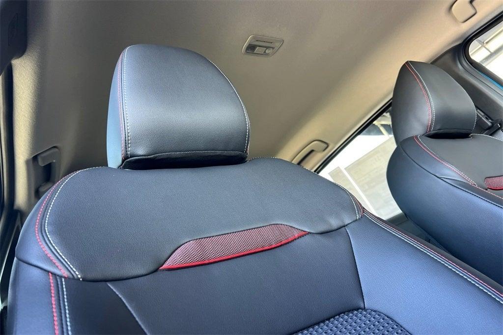 new 2025 Nissan Kicks car, priced at $29,285