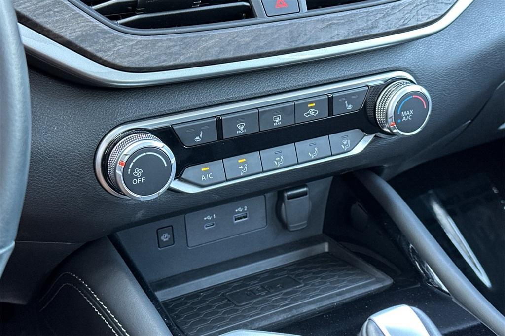 used 2023 Nissan Altima car, priced at $23,999