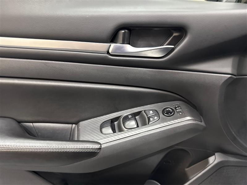 used 2022 Nissan Altima car, priced at $23,500