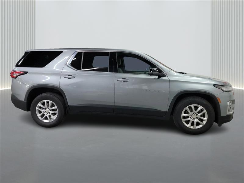 used 2023 Chevrolet Traverse car, priced at $24,900