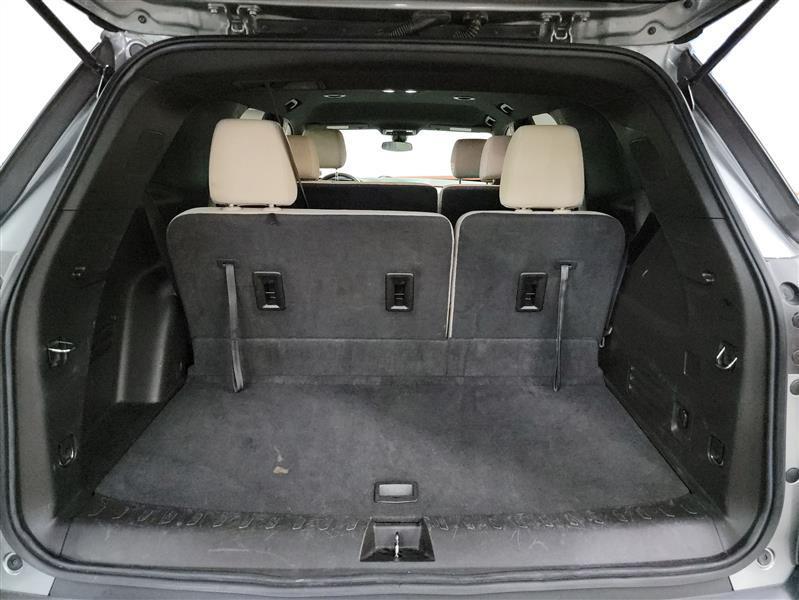 used 2023 Chevrolet Traverse car, priced at $24,900
