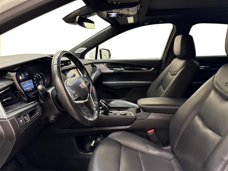 used 2021 Cadillac XT5 car, priced at $26,900