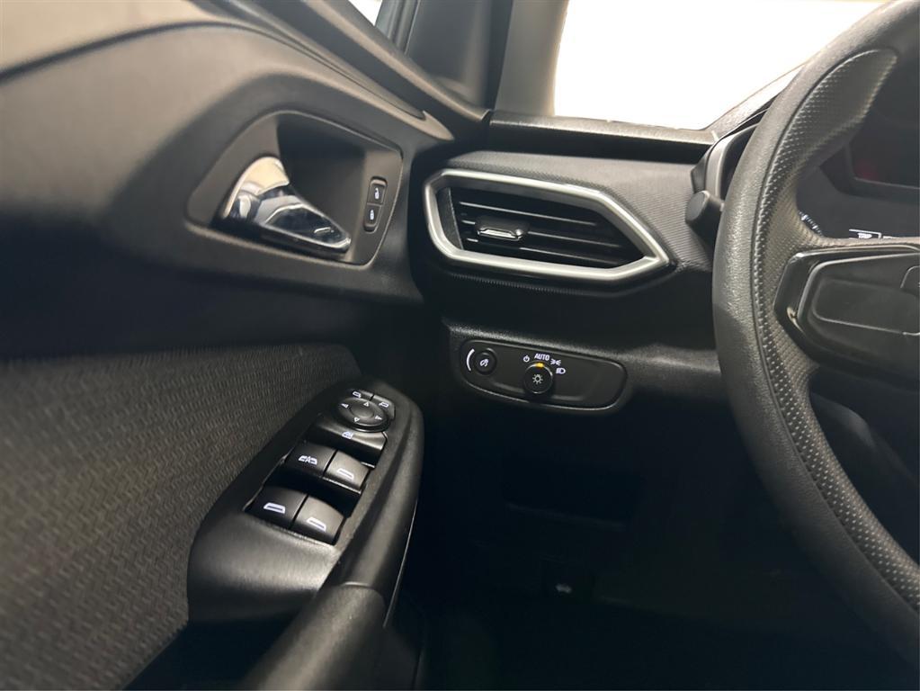 used 2023 Chevrolet TrailBlazer car, priced at $21,900