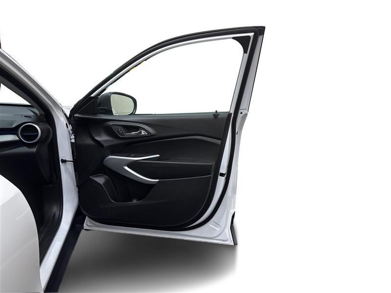 used 2024 Chevrolet Trax car, priced at $18,500
