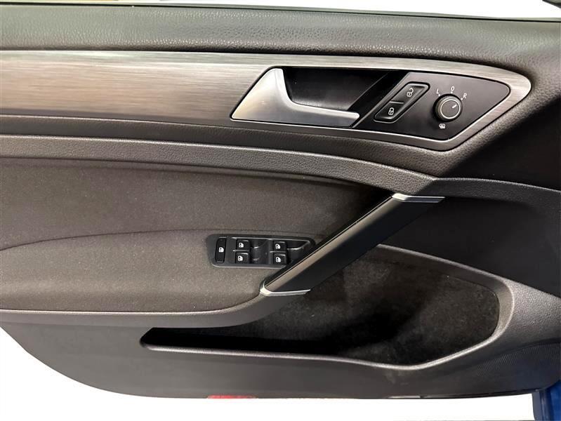 used 2019 Volkswagen Golf SportWagen car, priced at $15,900