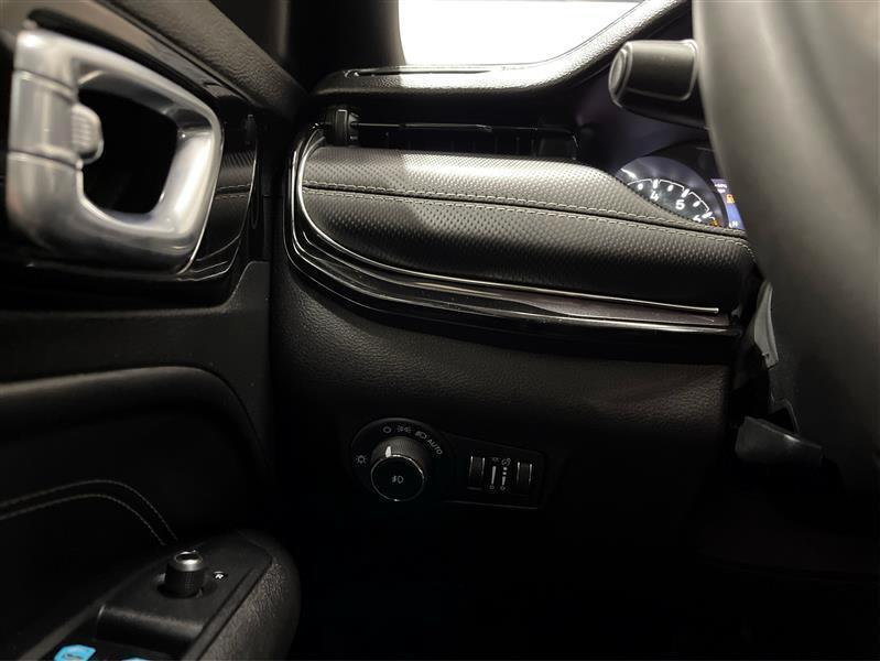 used 2023 Jeep Compass car, priced at $21,900