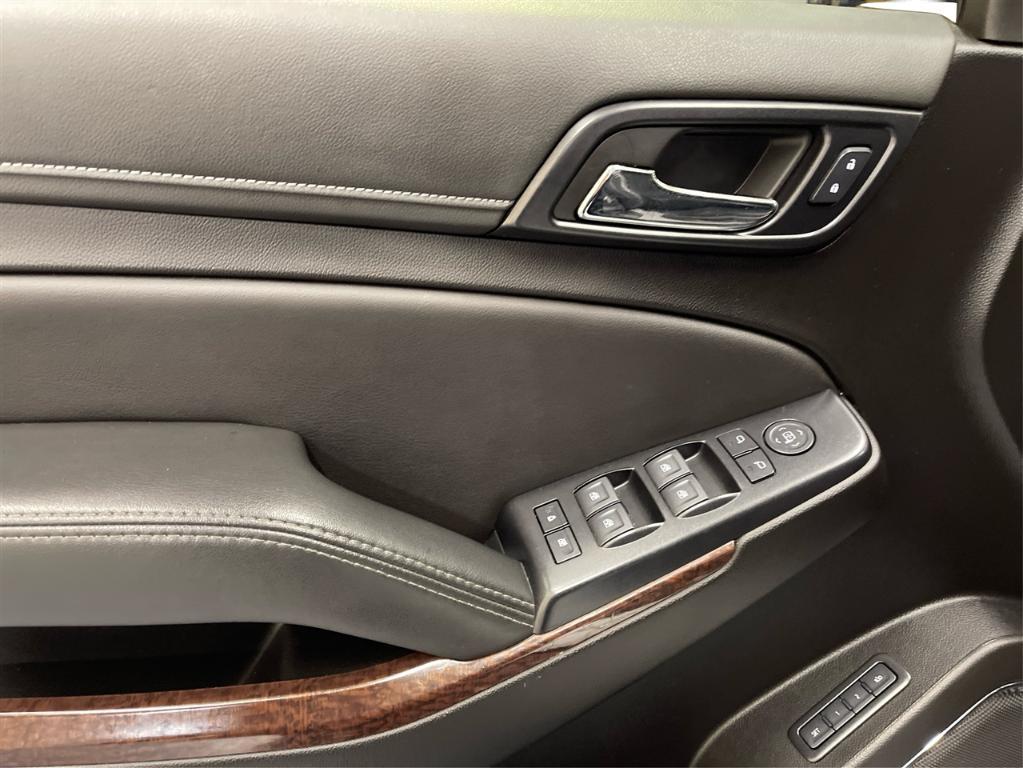 used 2019 GMC Yukon XL car, priced at $27,900