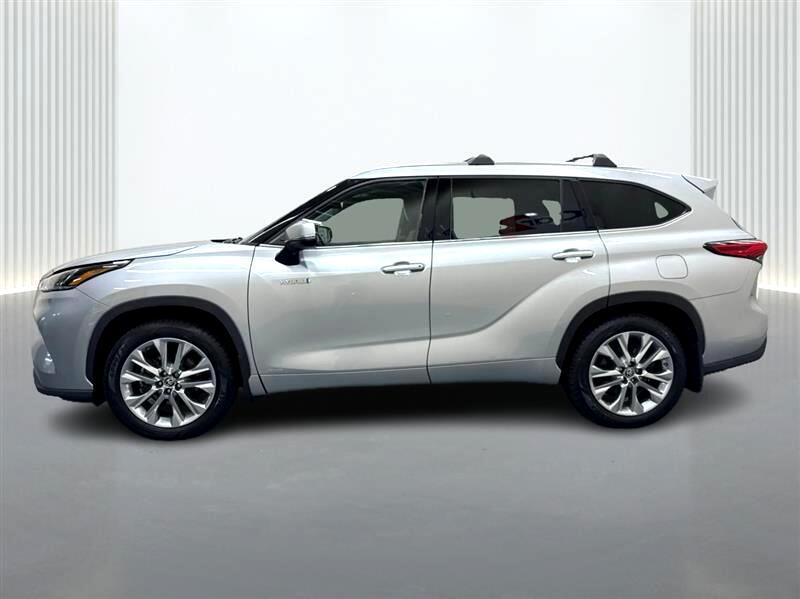 used 2020 Toyota Highlander Hybrid car, priced at $29,500