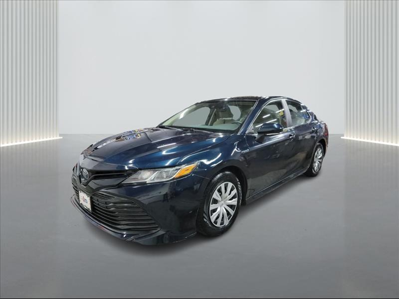 used 2020 Toyota Camry Hybrid car, priced at $23,900