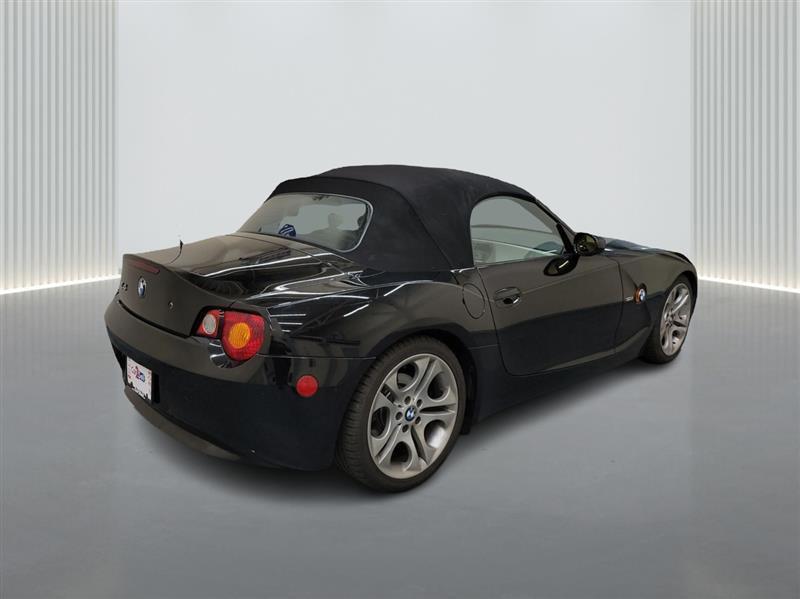 used 2004 BMW Z4 car, priced at $10,900