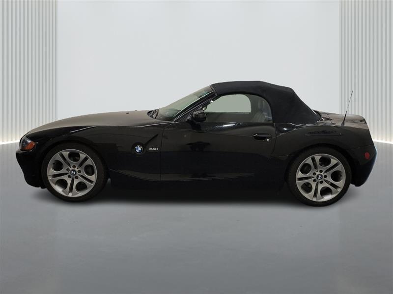 used 2004 BMW Z4 car, priced at $10,900