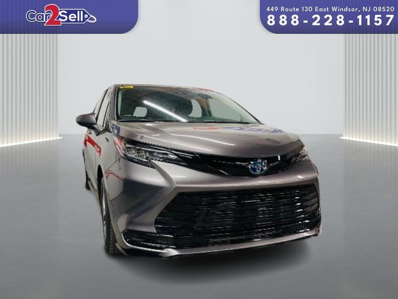 used 2022 Toyota Sienna car, priced at $40,900