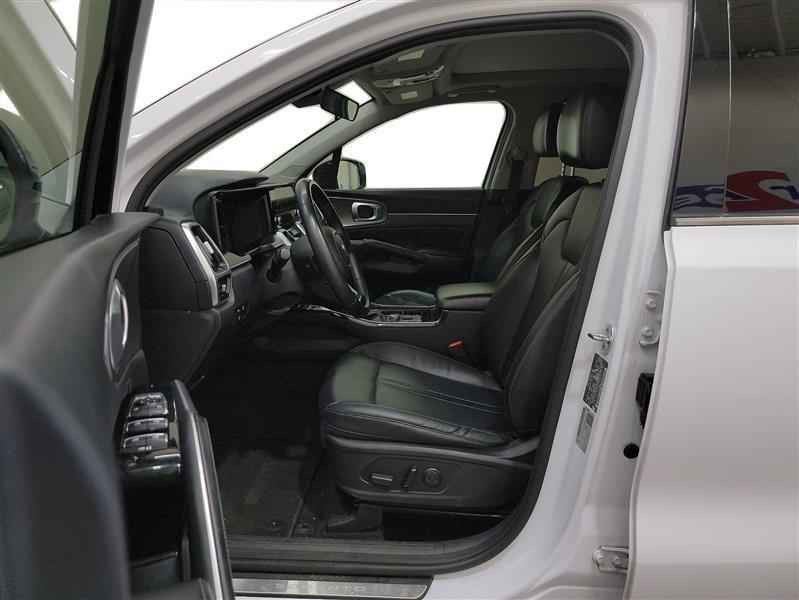 used 2021 Kia Sorento car, priced at $20,900