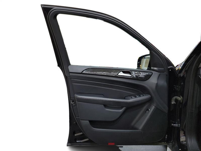 used 2015 Mercedes-Benz M-Class car, priced at $15,500