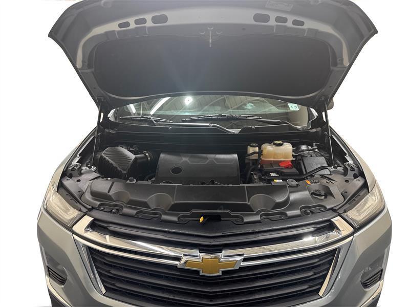 used 2023 Chevrolet Traverse car, priced at $24,500
