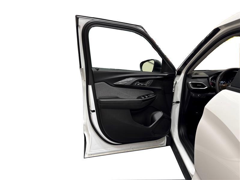 used 2023 Chevrolet TrailBlazer car, priced at $21,500