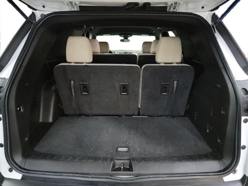 used 2023 Chevrolet Traverse car, priced at $22,900