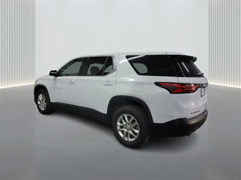 used 2023 Chevrolet Traverse car, priced at $22,900