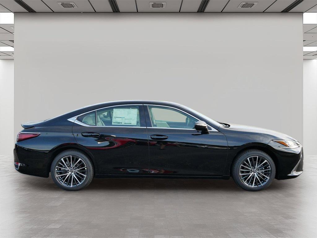 new 2025 Lexus ES 300h car, priced at $50,074