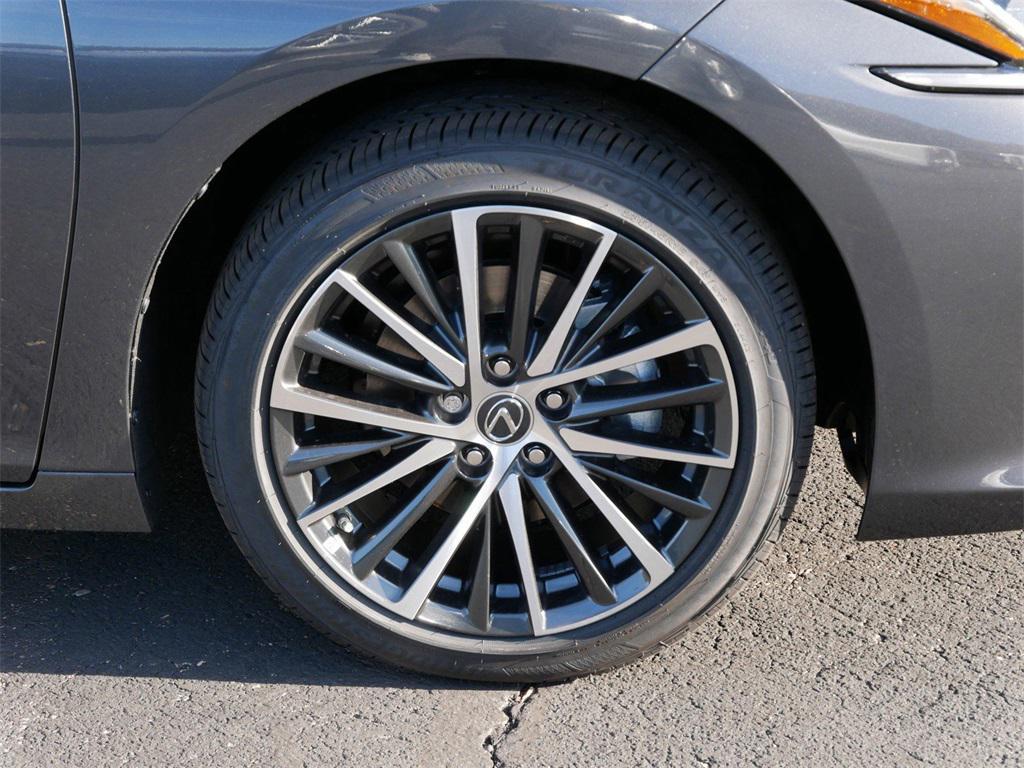new 2025 Lexus ES 350 car, priced at $49,269