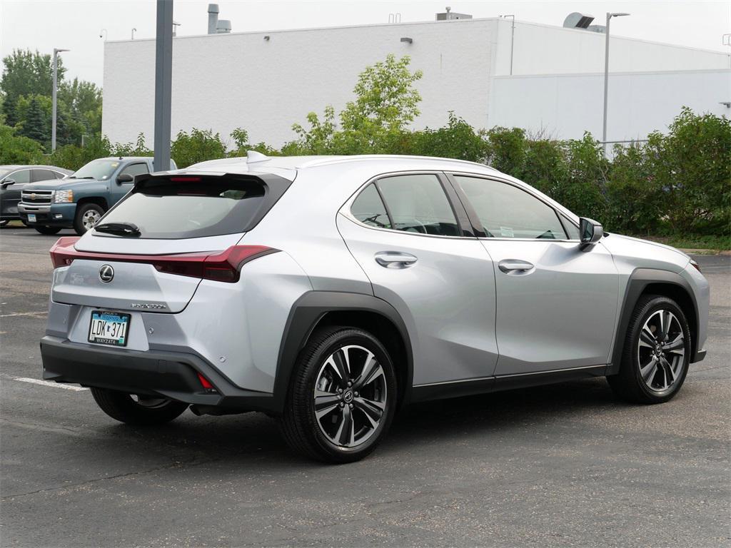 used 2025 Lexus UX 300h car, priced at $40,999