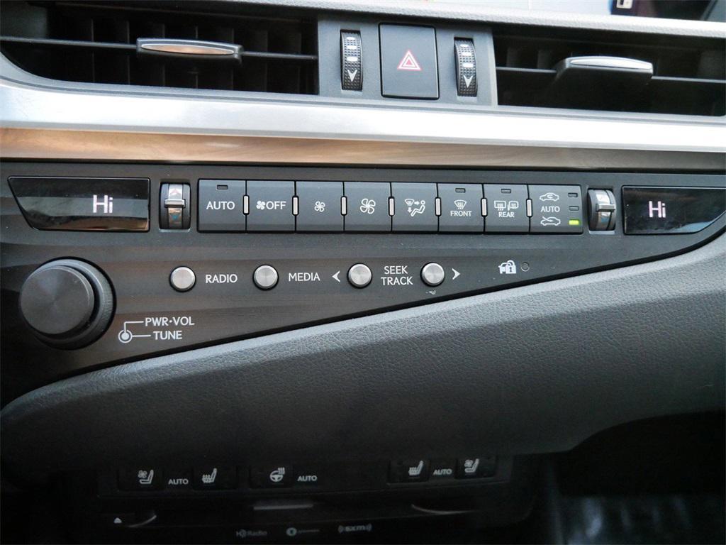 used 2019 Lexus ES 300h car, priced at $24,999