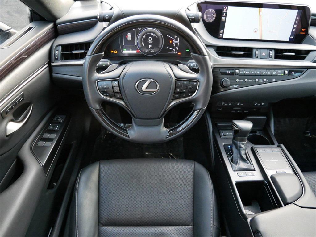 used 2019 Lexus ES 300h car, priced at $24,999