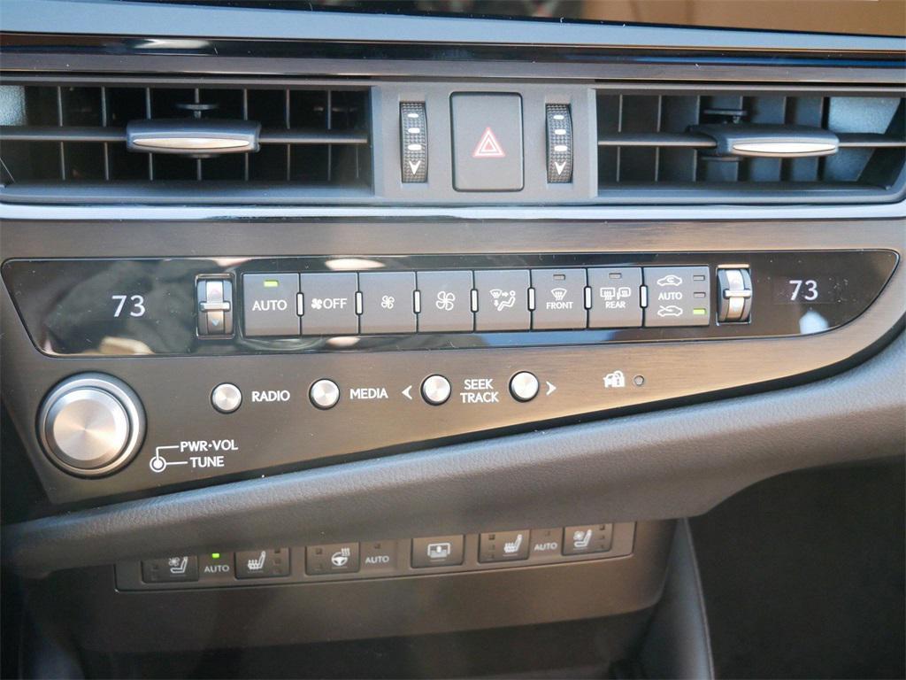 new 2025 Lexus ES 350 car, priced at $55,225