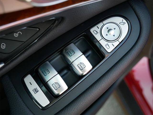 used 2019 Mercedes-Benz GLC 300 car, priced at $22,499