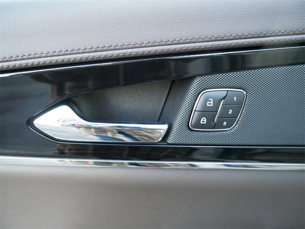 used 2023 Lincoln Nautilus car, priced at $34,299