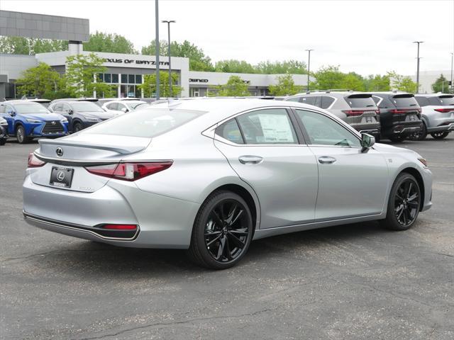new 2025 Lexus ES 300h car, priced at $52,589