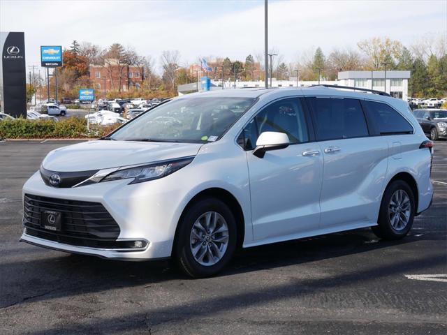 used 2022 Toyota Sienna car, priced at $42,999