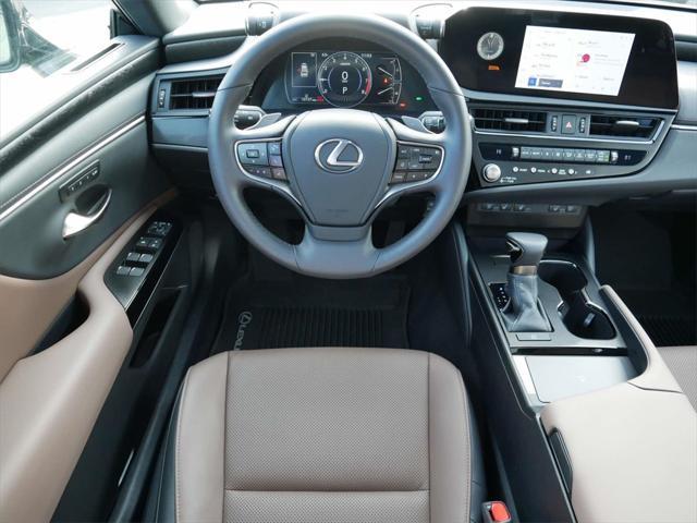 used 2023 Lexus ES 350 car, priced at $39,999