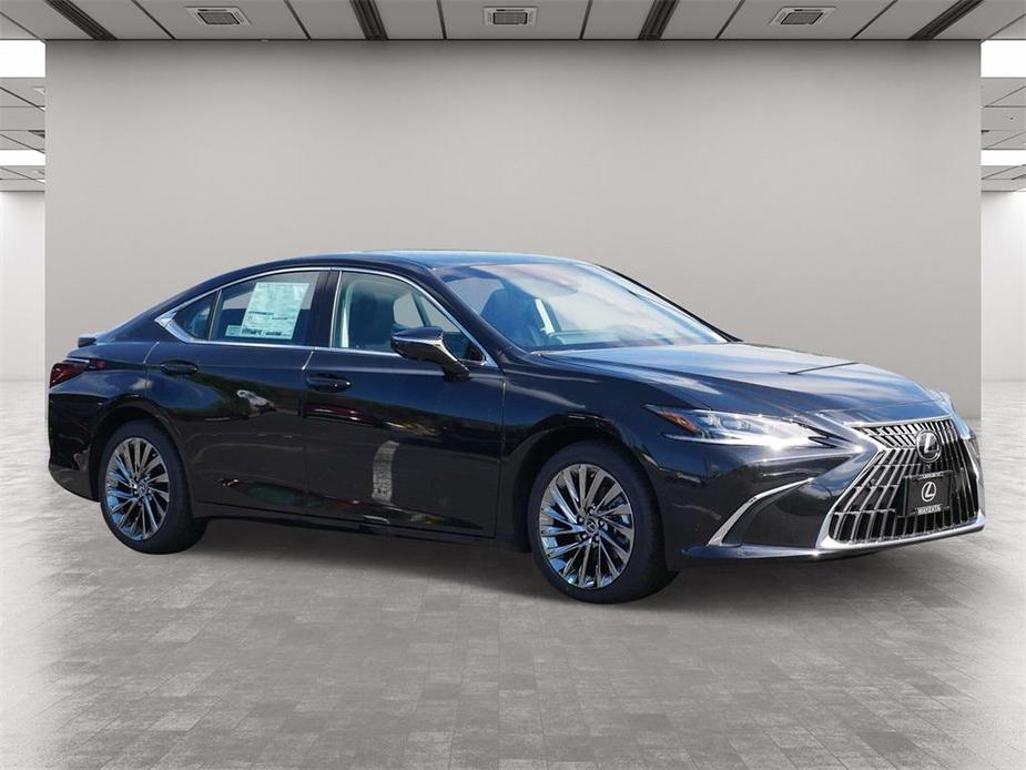 new 2024 Lexus ES 300h car, priced at $57,100