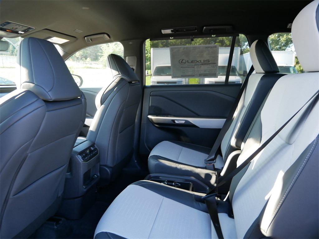 new 2025 Lexus TX 500h car, priced at $70,916
