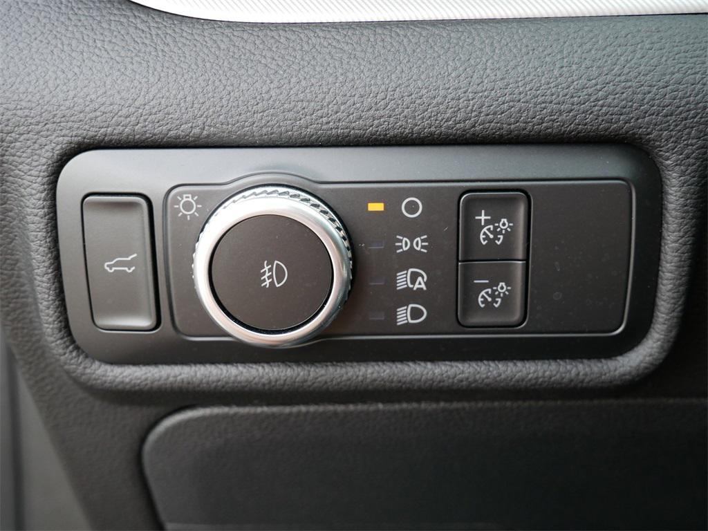 used 2022 Ford Explorer car, priced at $27,499