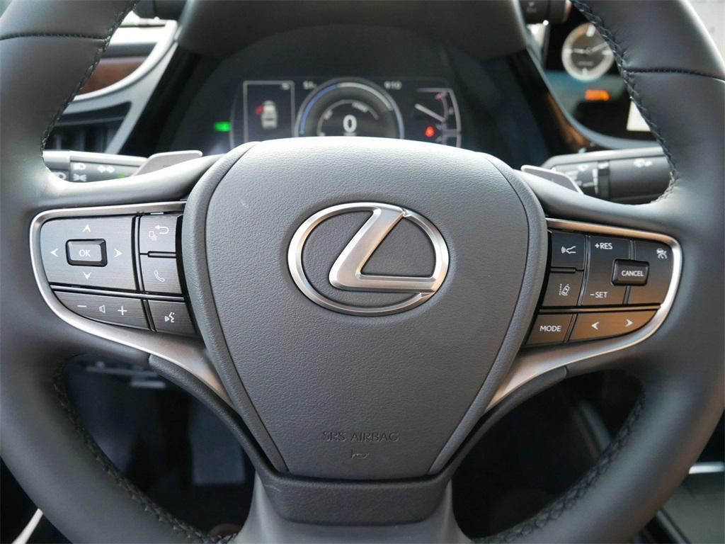 new 2025 Lexus ES 300h car, priced at $50,574