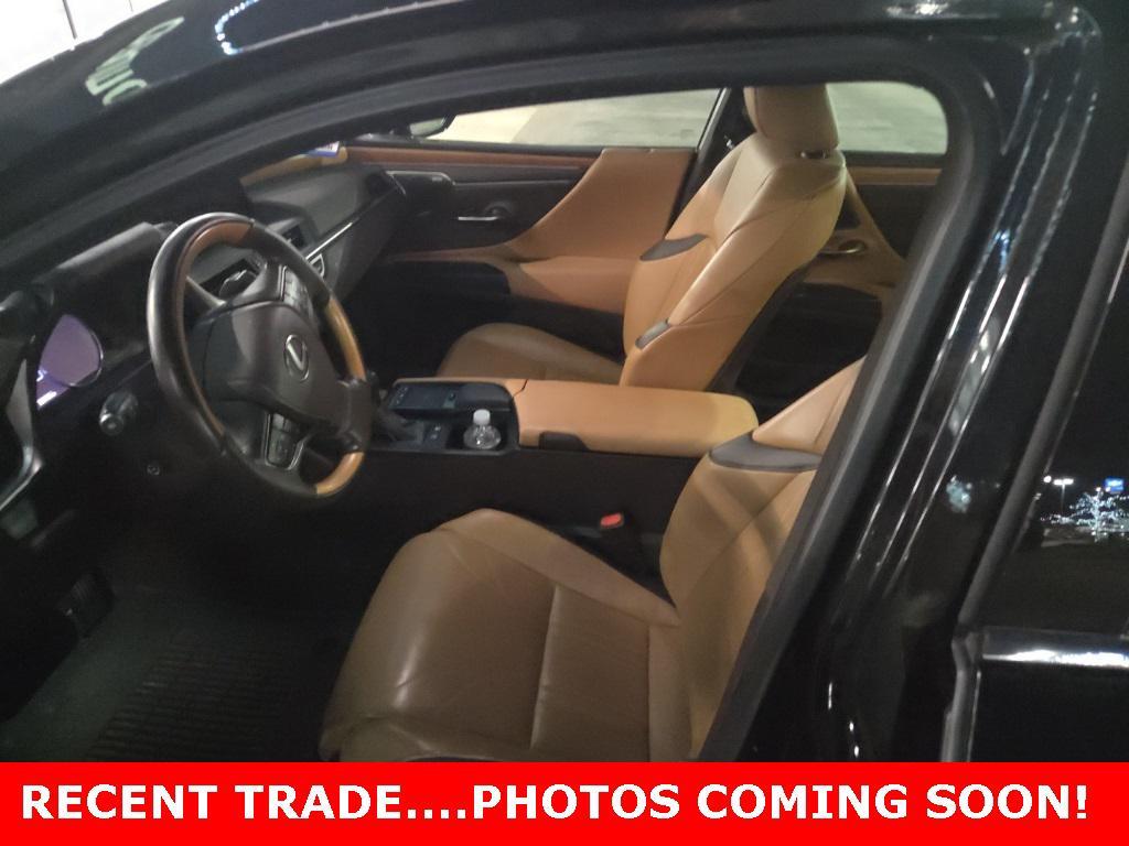 used 2020 Lexus ES 300h car, priced at $34,999