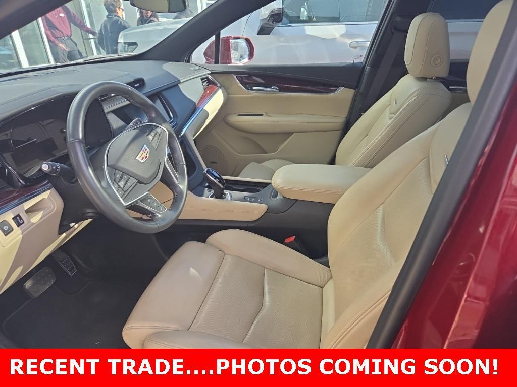 used 2017 Cadillac XT5 car, priced at $16,999