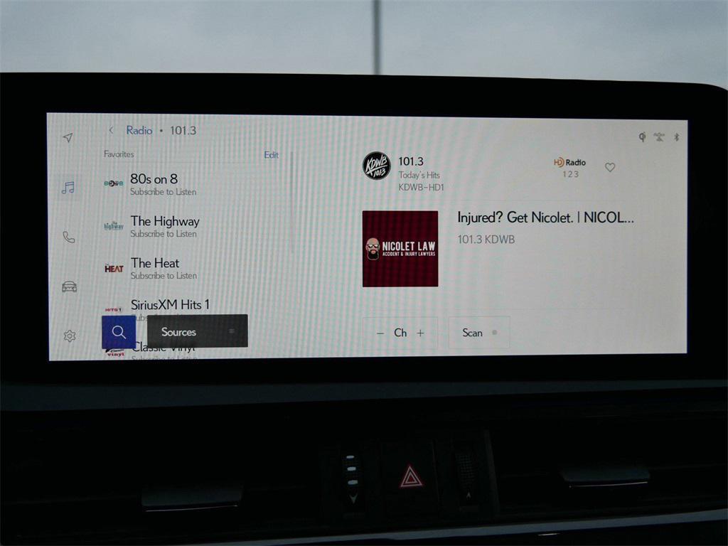 used 2025 Lexus ES 300h car, priced at $48,999