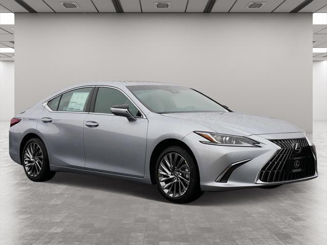 new 2025 Lexus ES 300h car, priced at $52,859