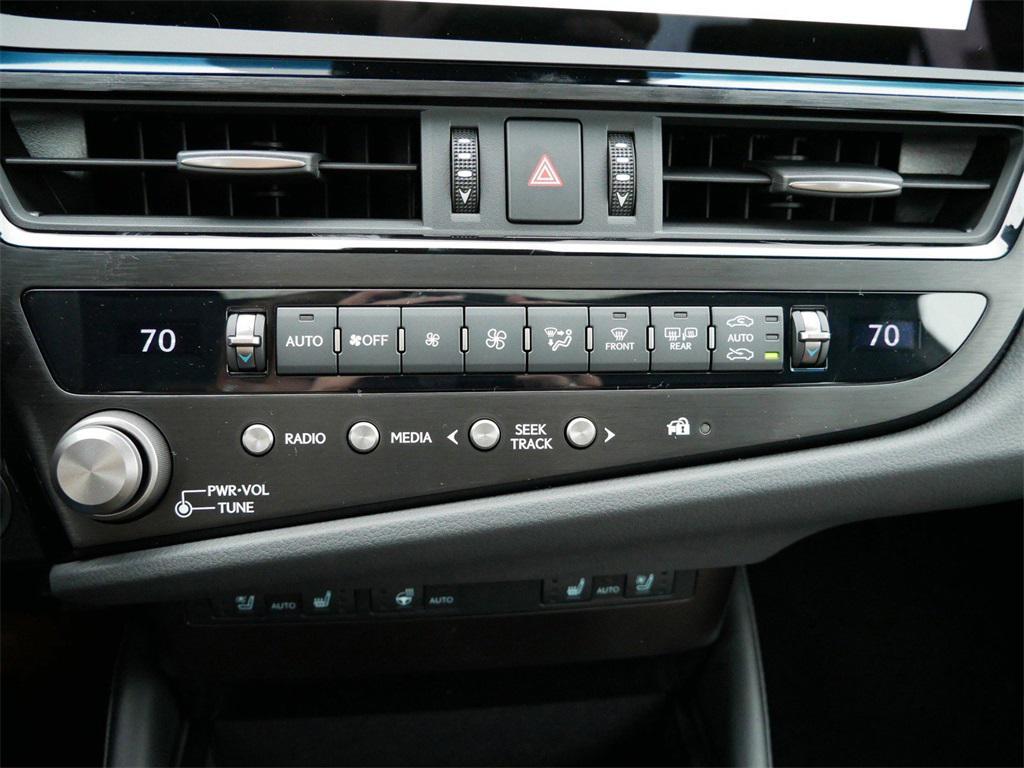 new 2025 Lexus ES 300h car, priced at $50,174